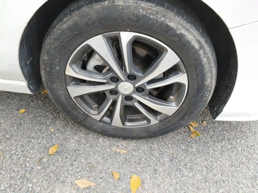 Changan Eado — миниатюра 8