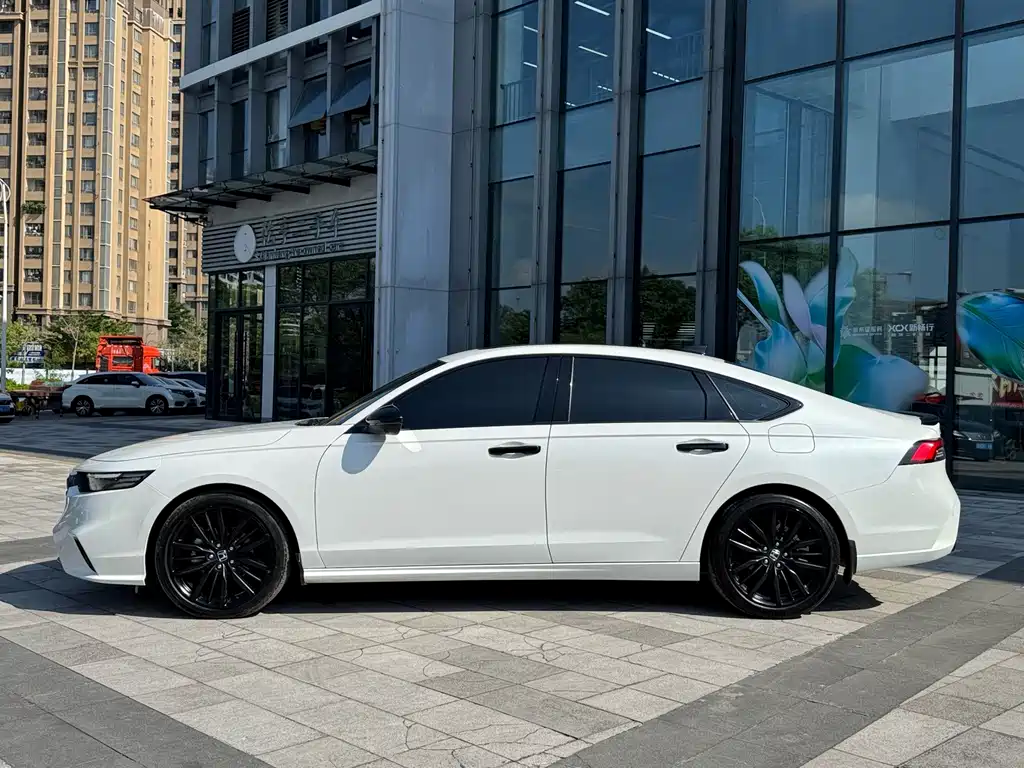 Honda Inspire — миниатюра 3