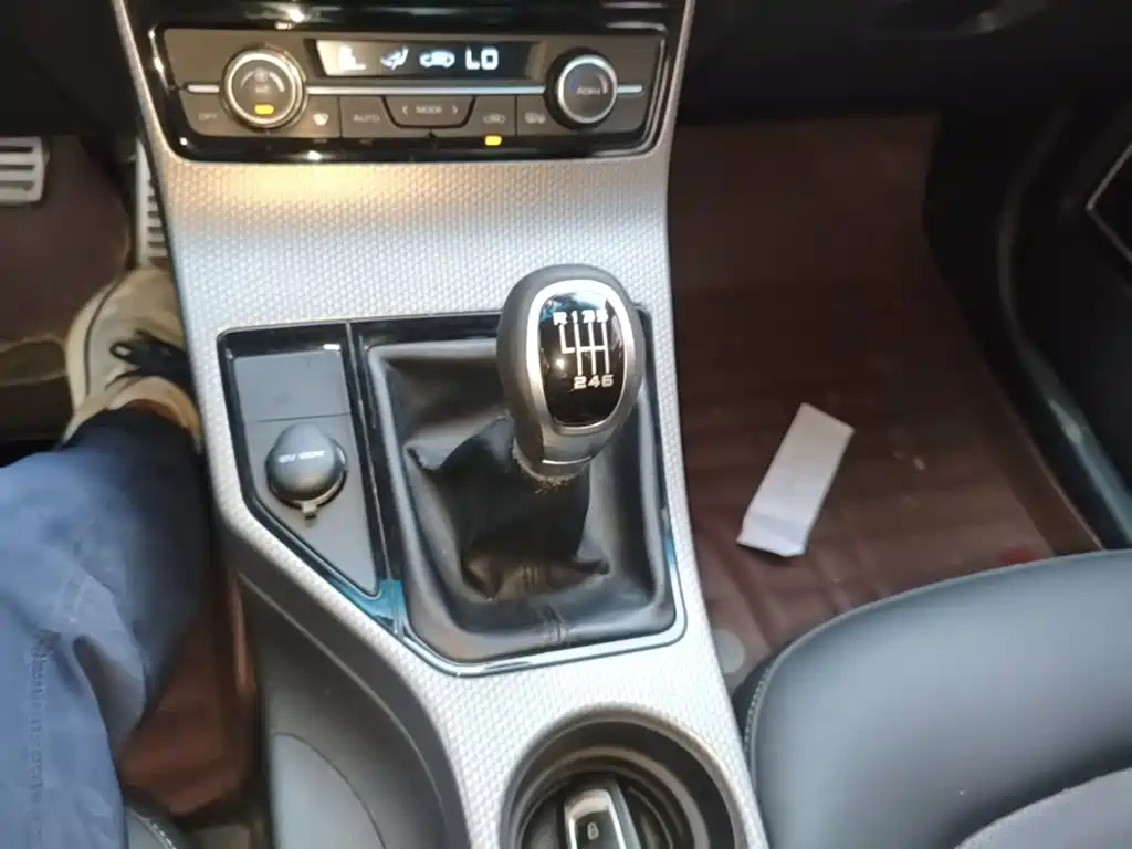 Geely Emgrand GS — миниатюра 14