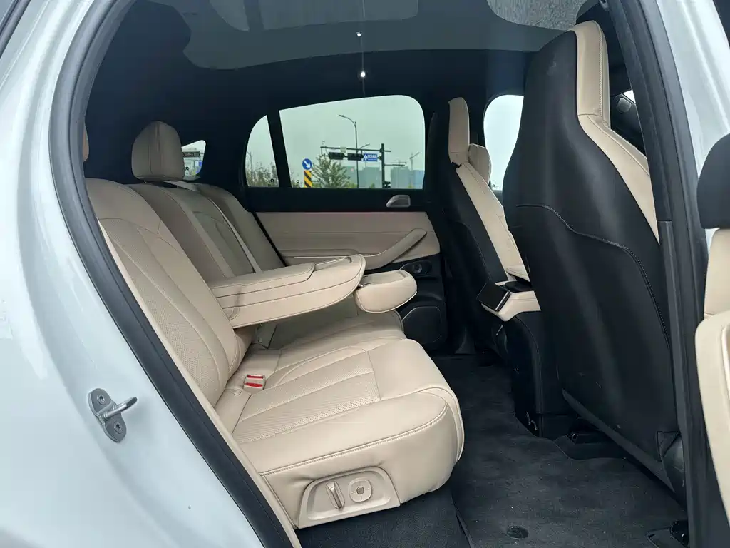 NIO EC7 — миниатюра 15