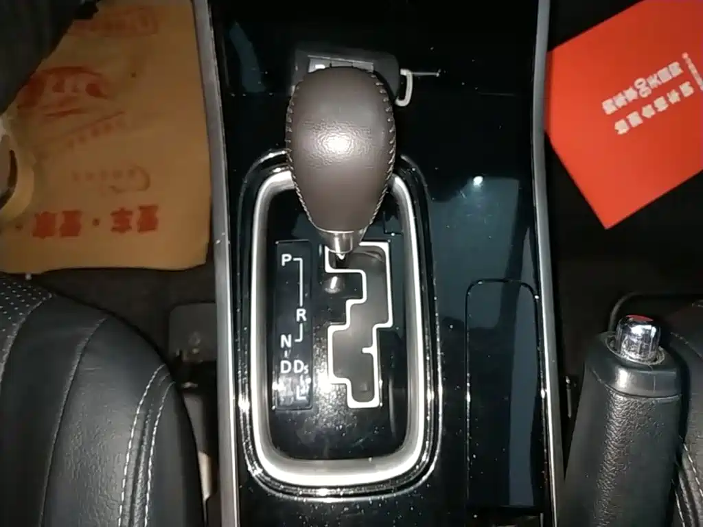 Mitsubishi Outlander — миниатюра 14