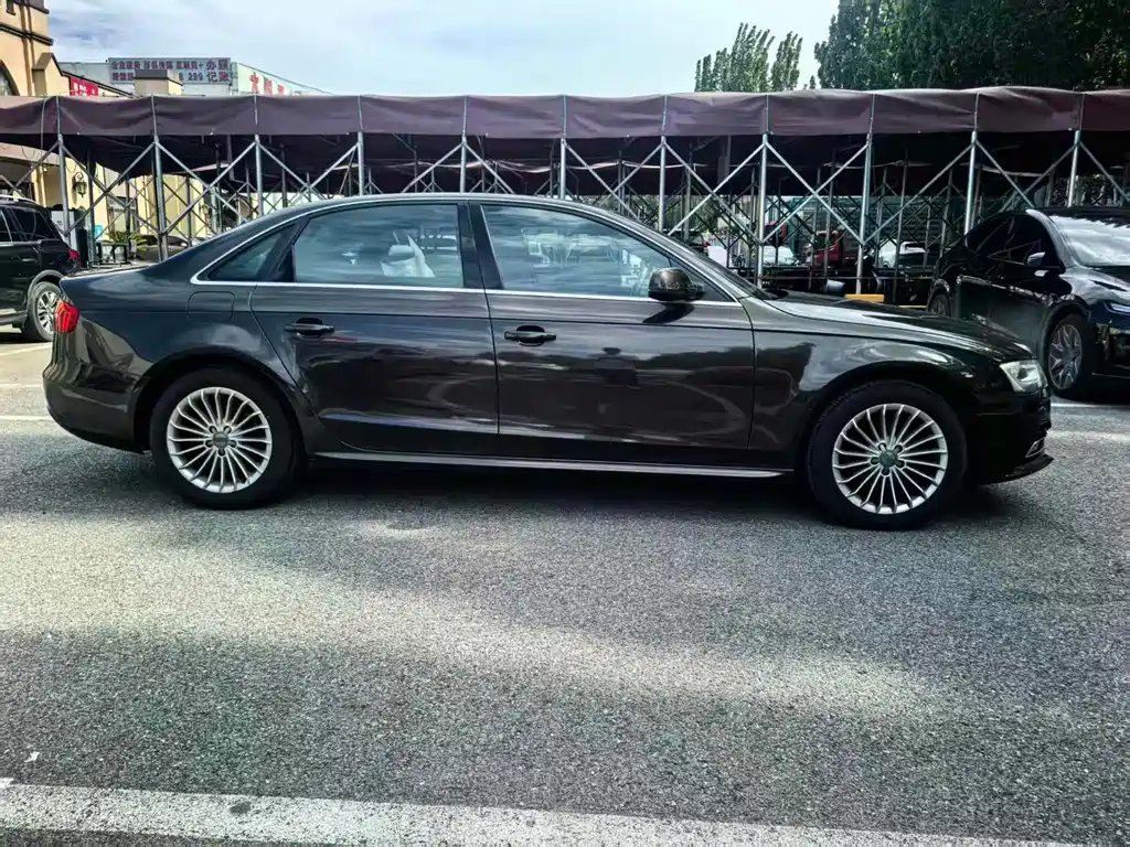 Audi A4L — миниатюра 4