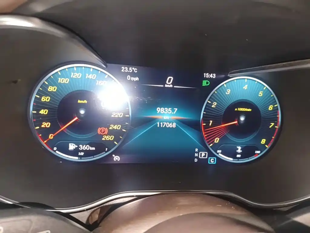 Mercedes-Benz GLC — миниатюра 12