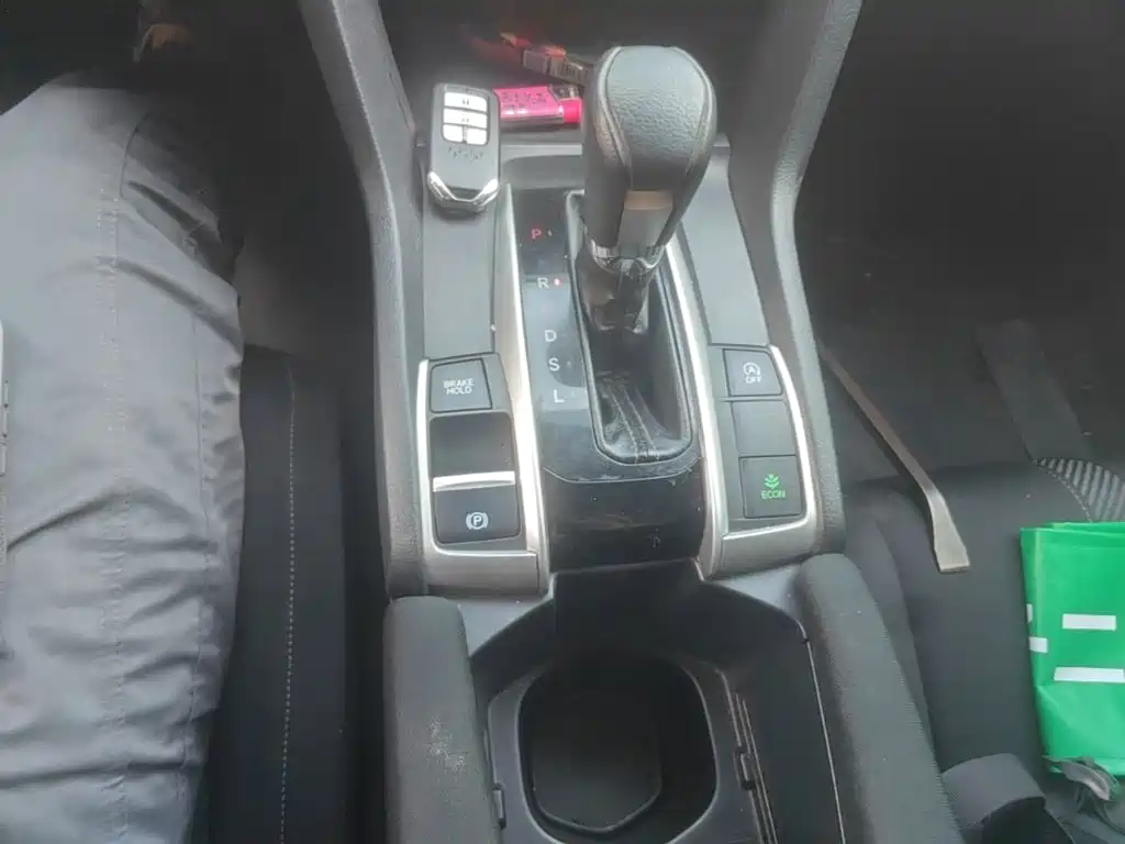 Honda Civic — миниатюра 14