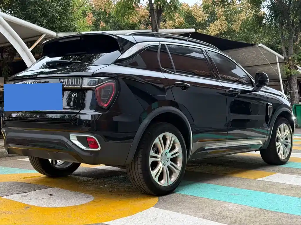Lynk & Co 01 — миниатюра 11