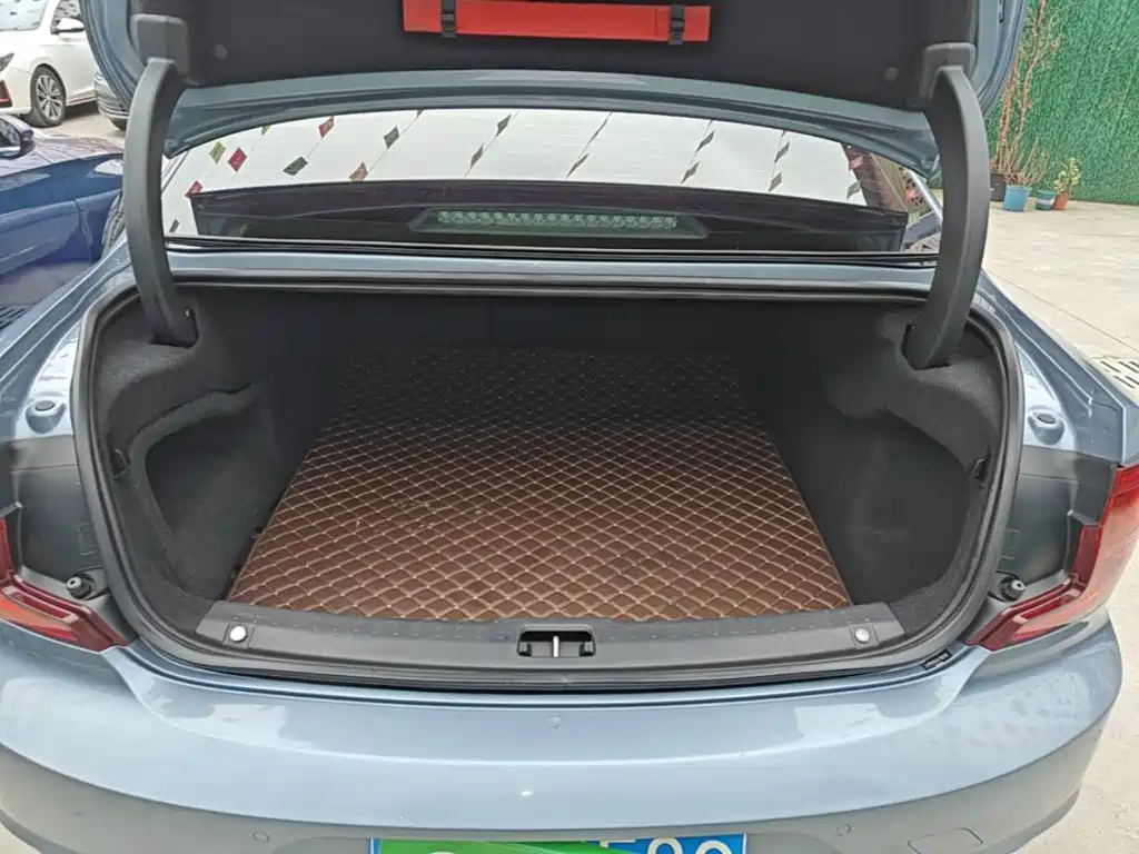 Volvo S90 — миниатюра 19