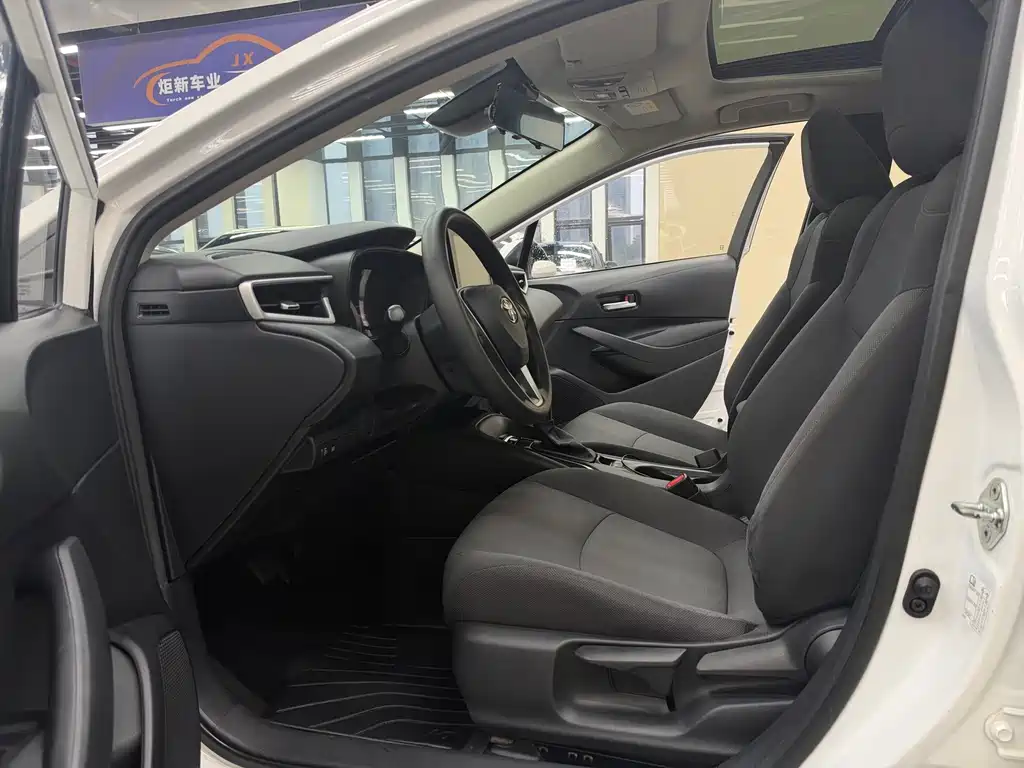 Toyota Corolla — миниатюра 10