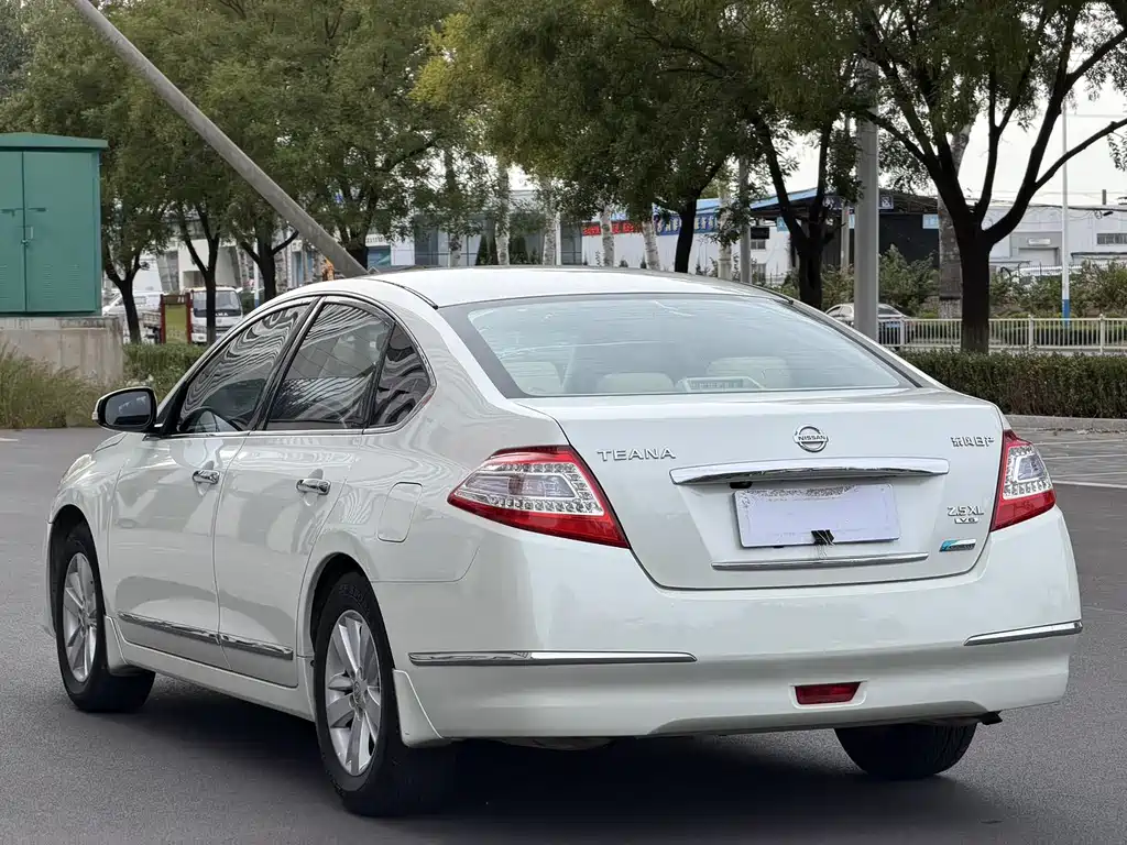 Nissan Teana — миниатюра 4