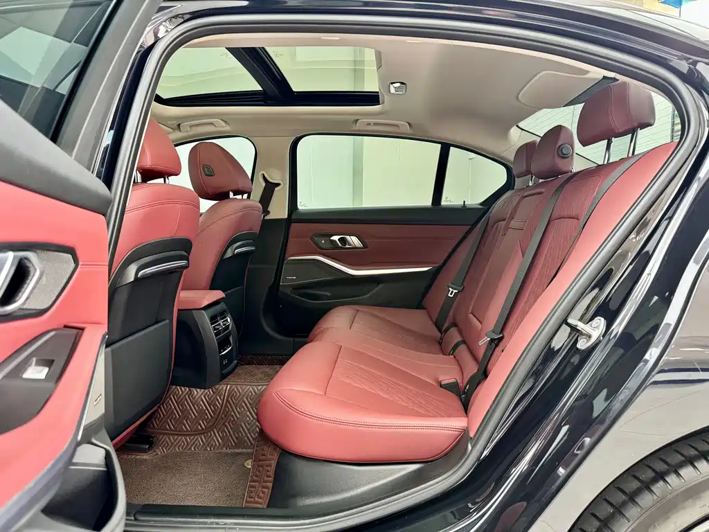 BMW 3 Series — миниатюра 9