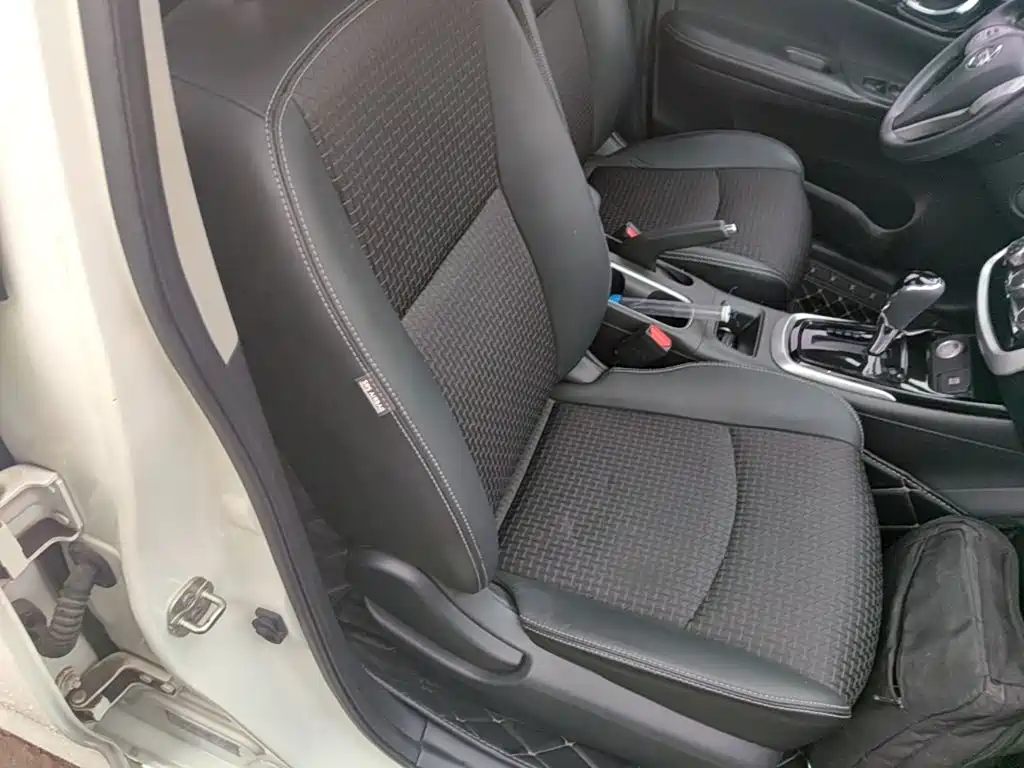 Nissan Tiida — миниатюра 25