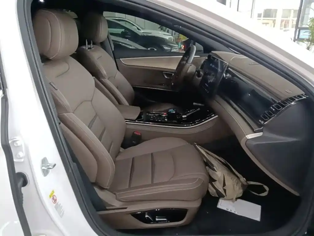BYD Han — миниатюра 25