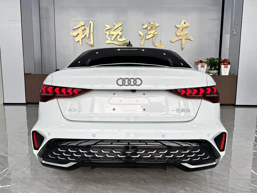 Audi A3 — миниатюра 16