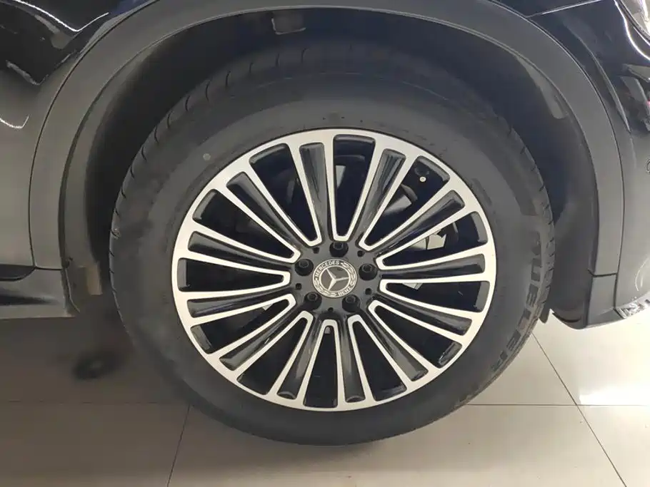 Mercedes-Benz GLC — миниатюра 6