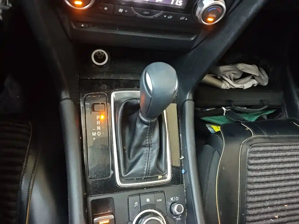 Mazda 3 Axela — миниатюра 14