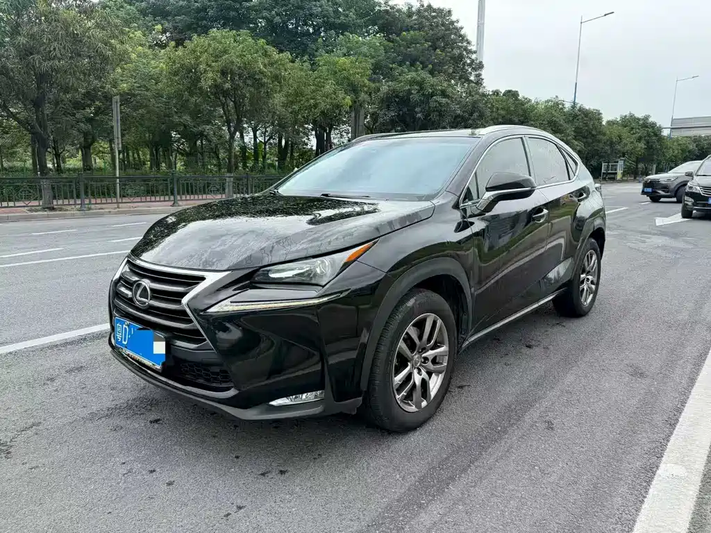 Купить Lexus NX