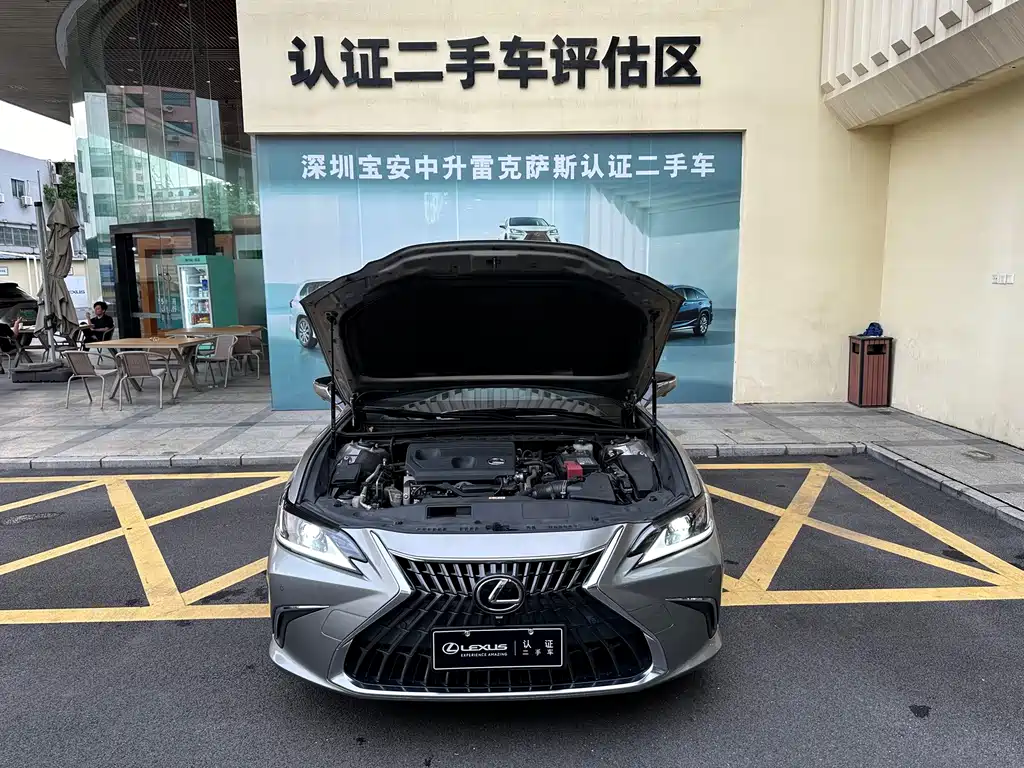 Lexus ES — миниатюра 5