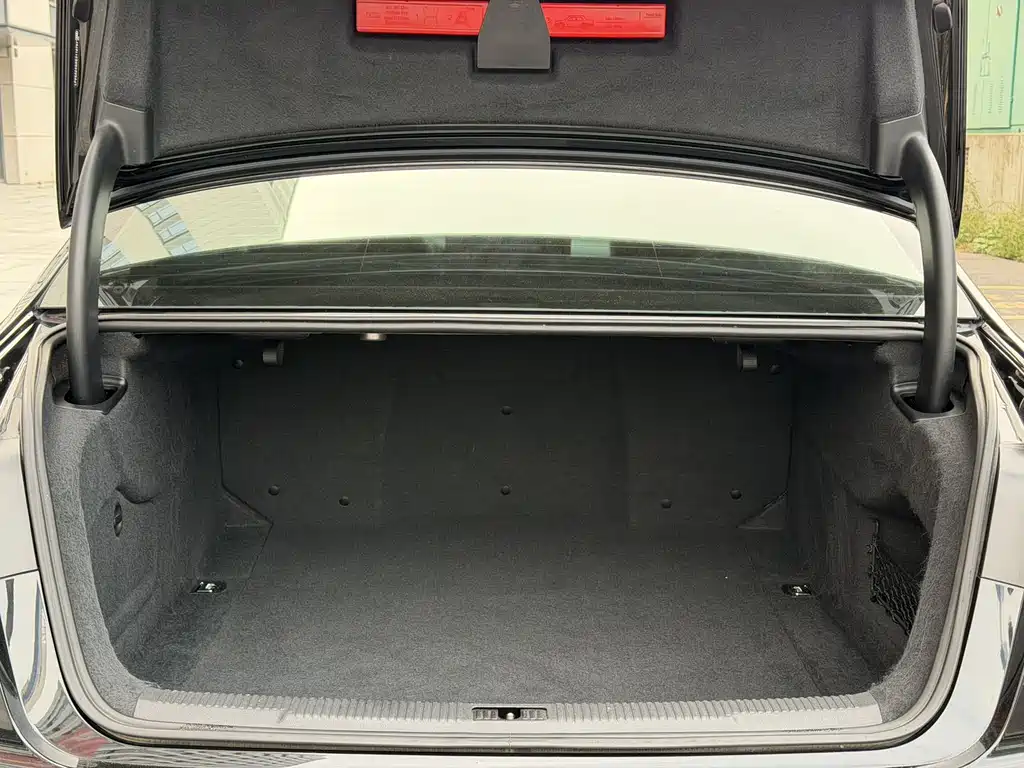Audi A6L — миниатюра 14