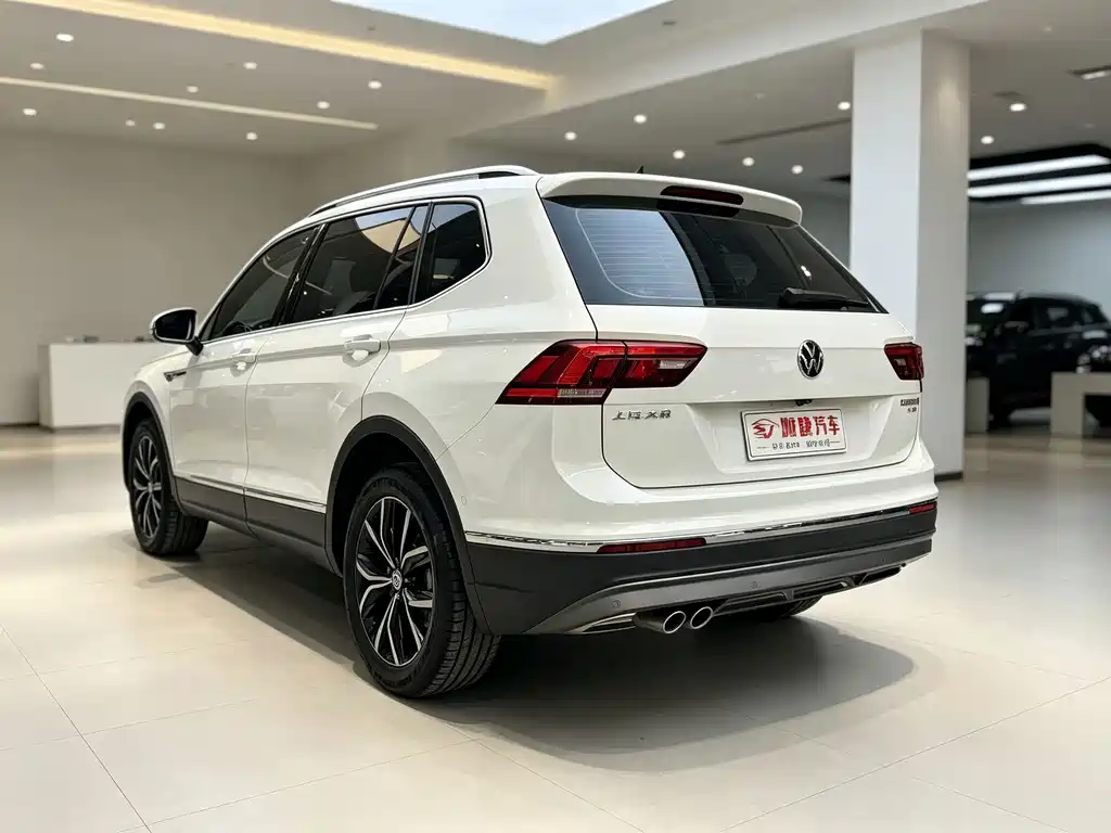 Volkswagen Tiguan L — миниатюра 9