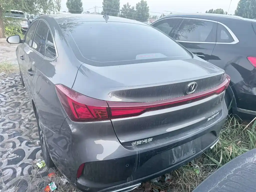 Changan Eado — миниатюра 8