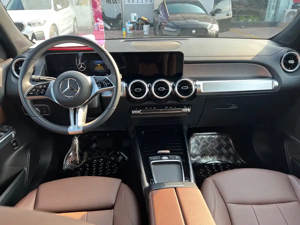 Mercedes-Benz GLB — миниатюра 15