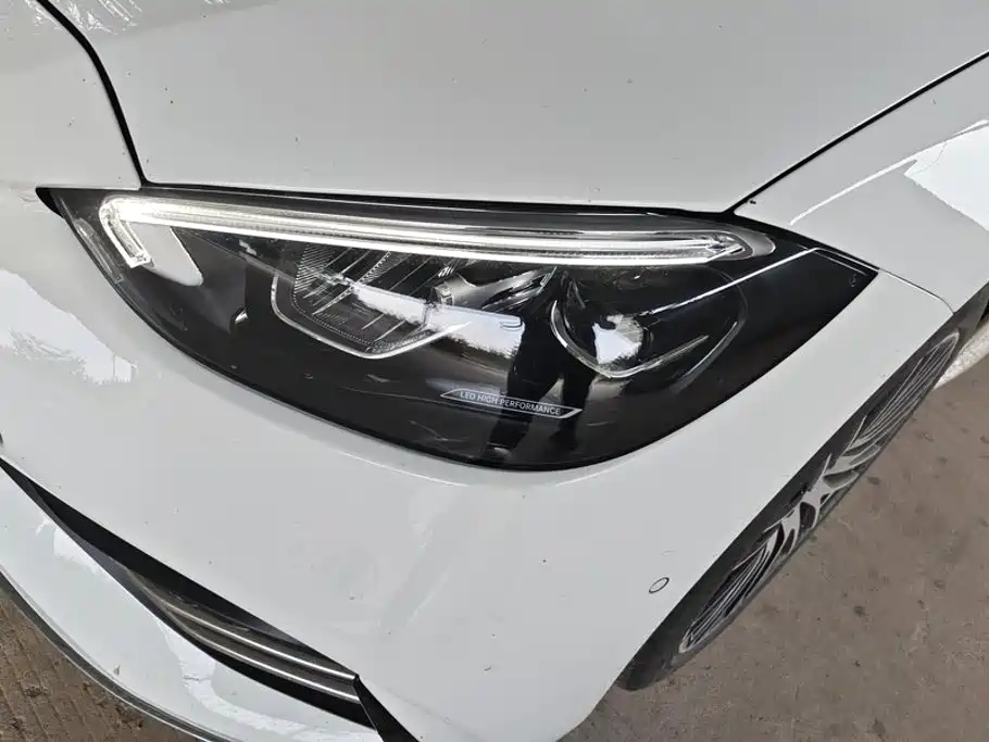 Mercedes-Benz C-Class — миниатюра 5