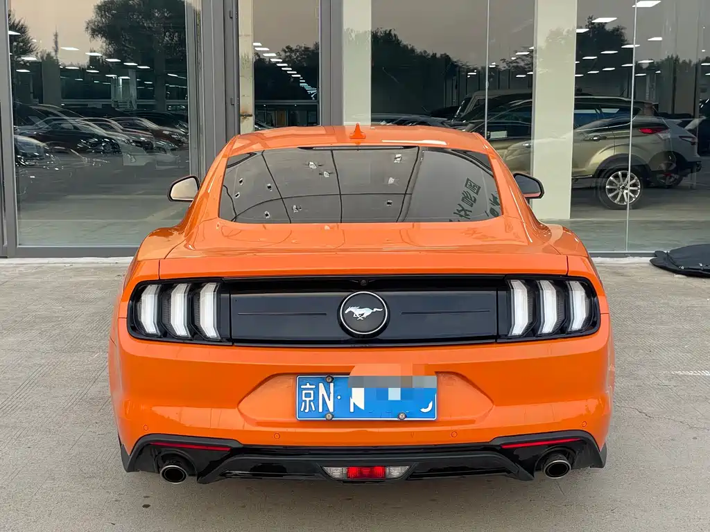 Ford Mustang — миниатюра 5