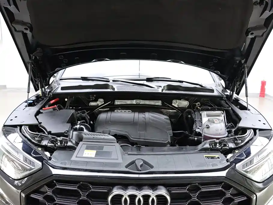 Audi Q5L 2024 40 TFSI Luxury