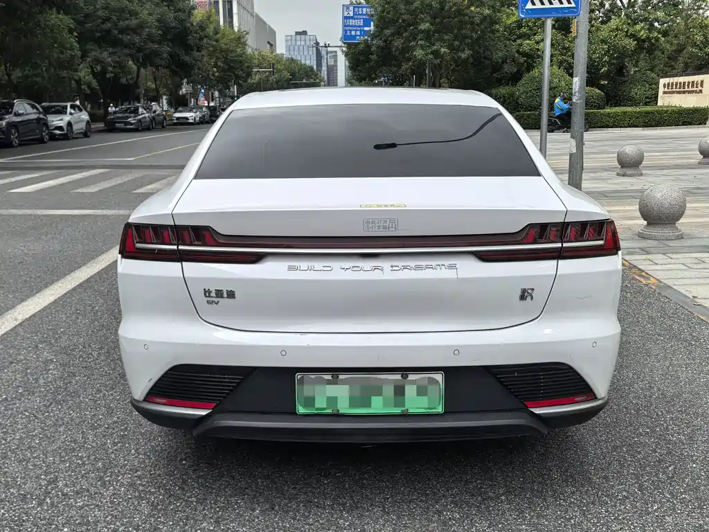 BYD Han — миниатюра 4