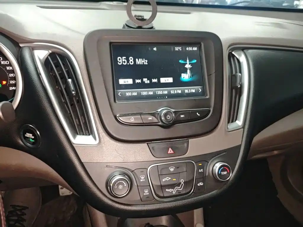 Chevrolet Malibu XL — миниатюра 18