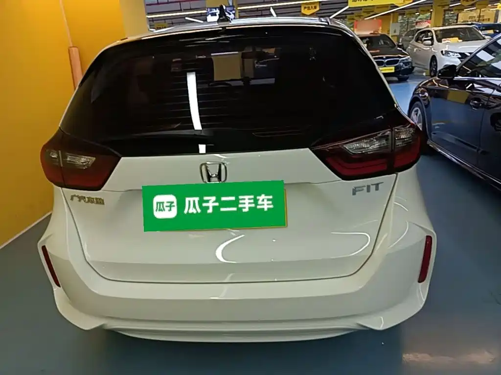 Honda Fit — миниатюра 6