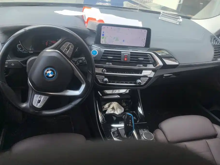BMW iX3 — миниатюра 12