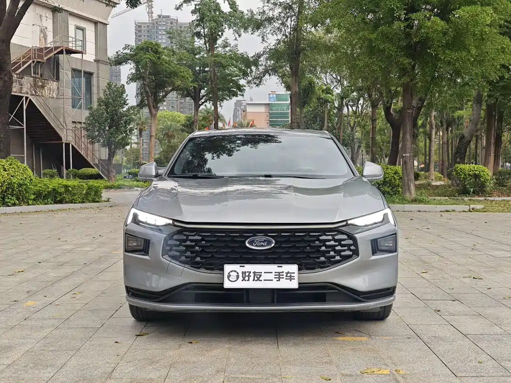 Ford Mondeo 2023 EcoBoost 180