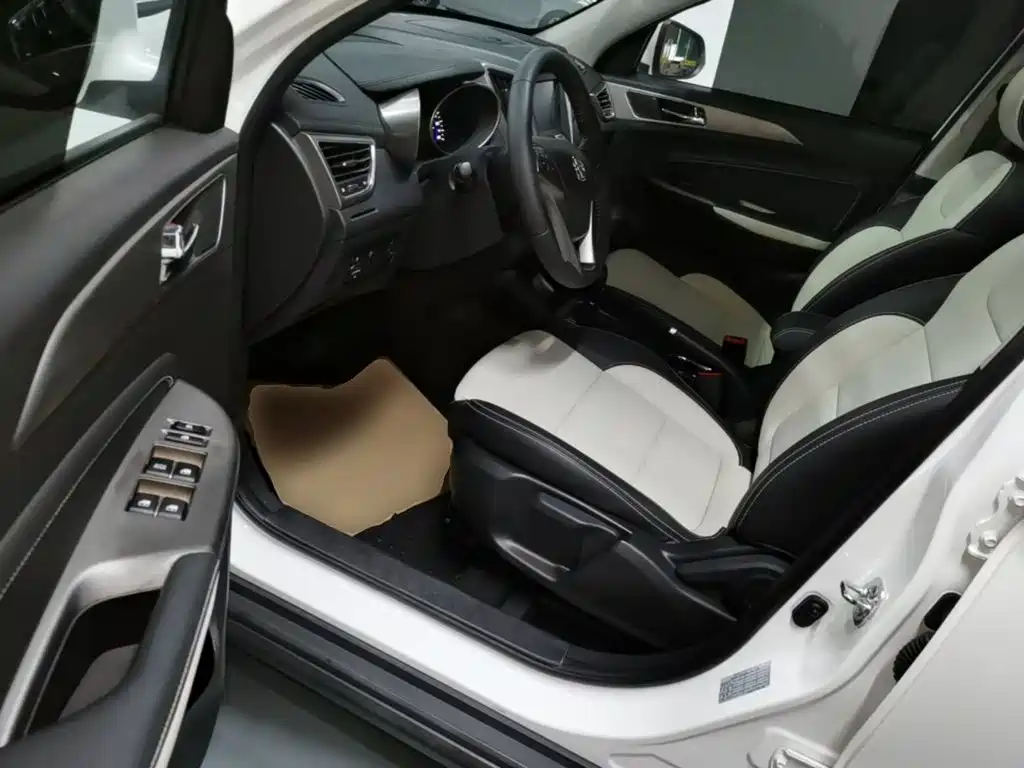 Changan CS35 — миниатюра 16