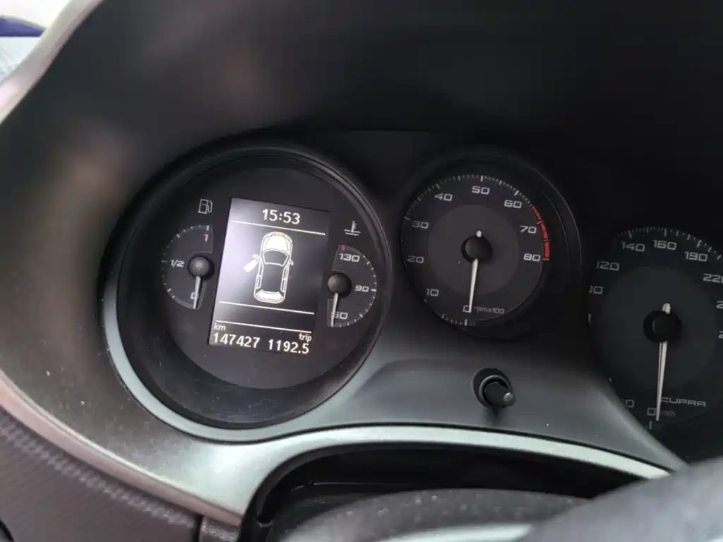 SEAT Leon — миниатюра 12