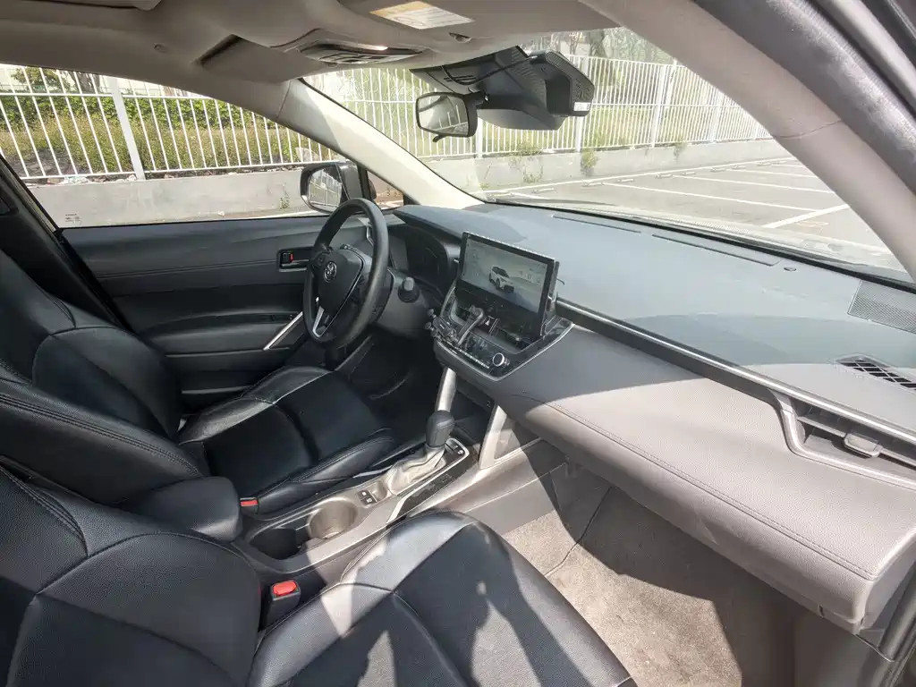 Toyota Frontlander — миниатюра 14