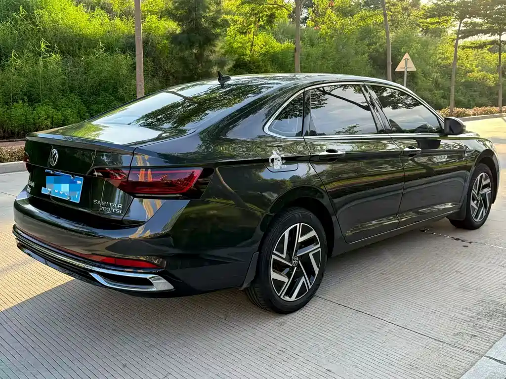 Volkswagen Sagitar — миниатюра 4