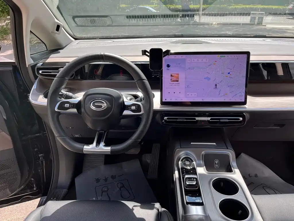 GAC Motor Trumpchi E8 PHEV — миниатюра 10