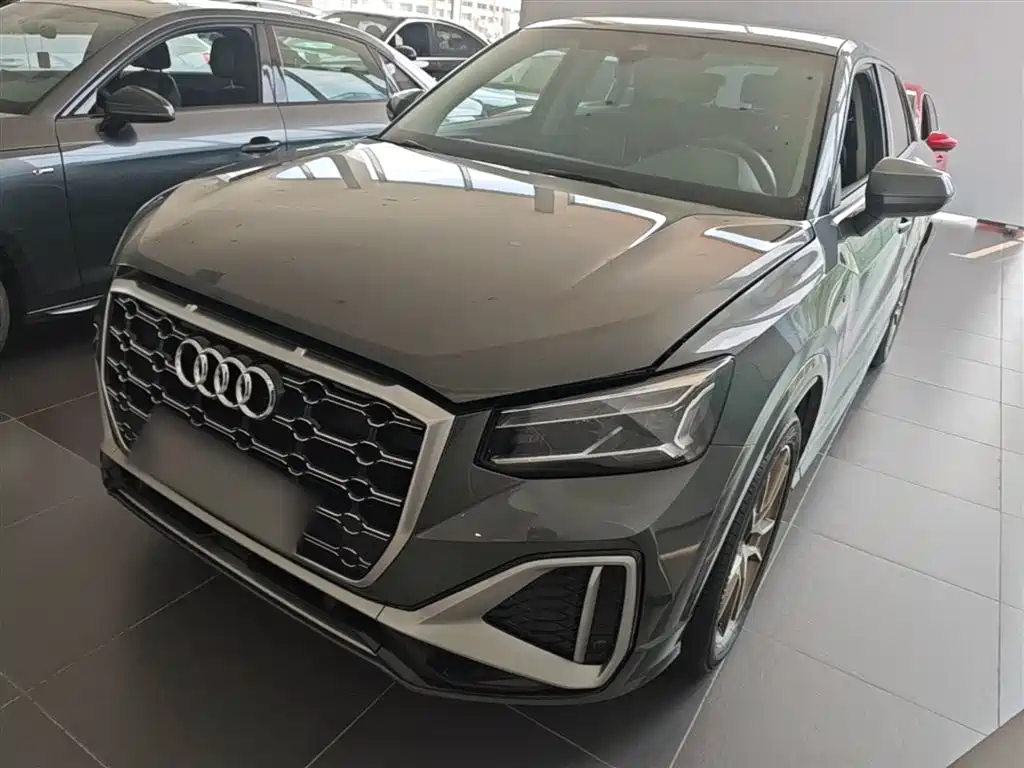 Audi Q2L 2022