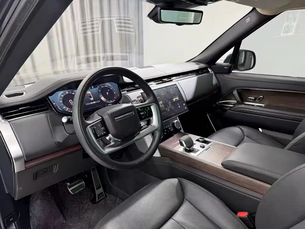 Land Rover Range Rover — миниатюра 4