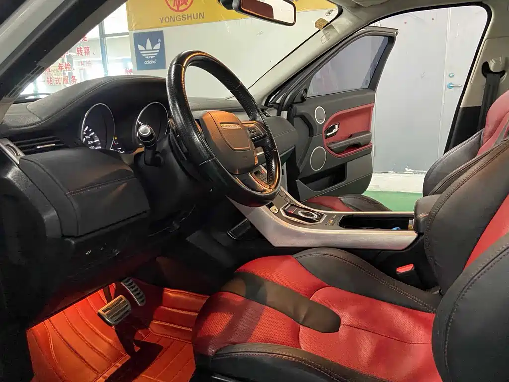 Land Rover Evoque (Import) — миниатюра 4