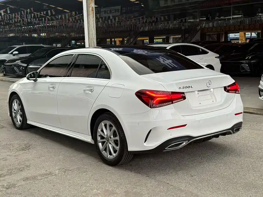 Mercedes-Benz A-Class — миниатюра 10