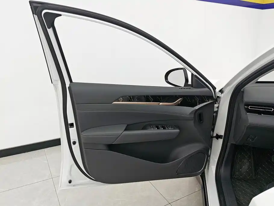 Wuling Xingguang — миниатюра 7