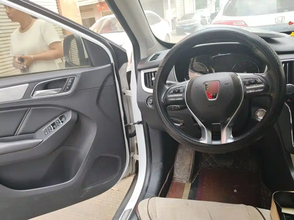Roewe RX5 — миниатюра 12