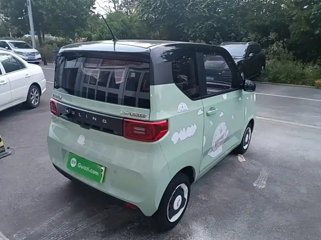 Wuling MINIEV — миниатюра 7