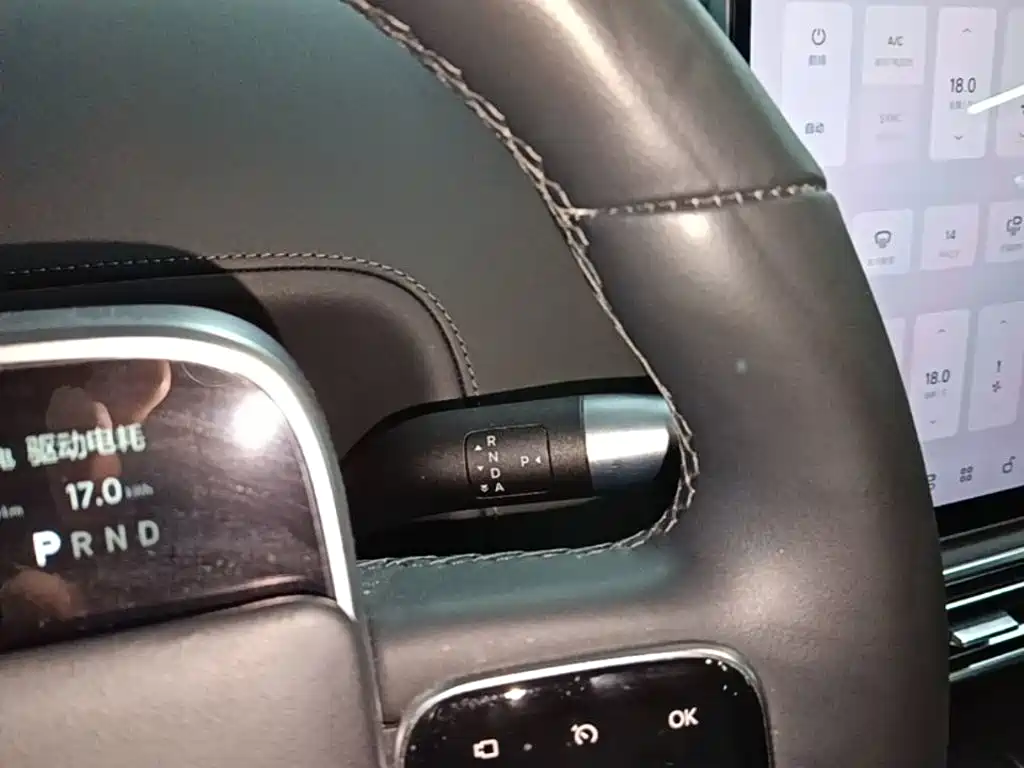 Li Auto Li L8 — миниатюра 14