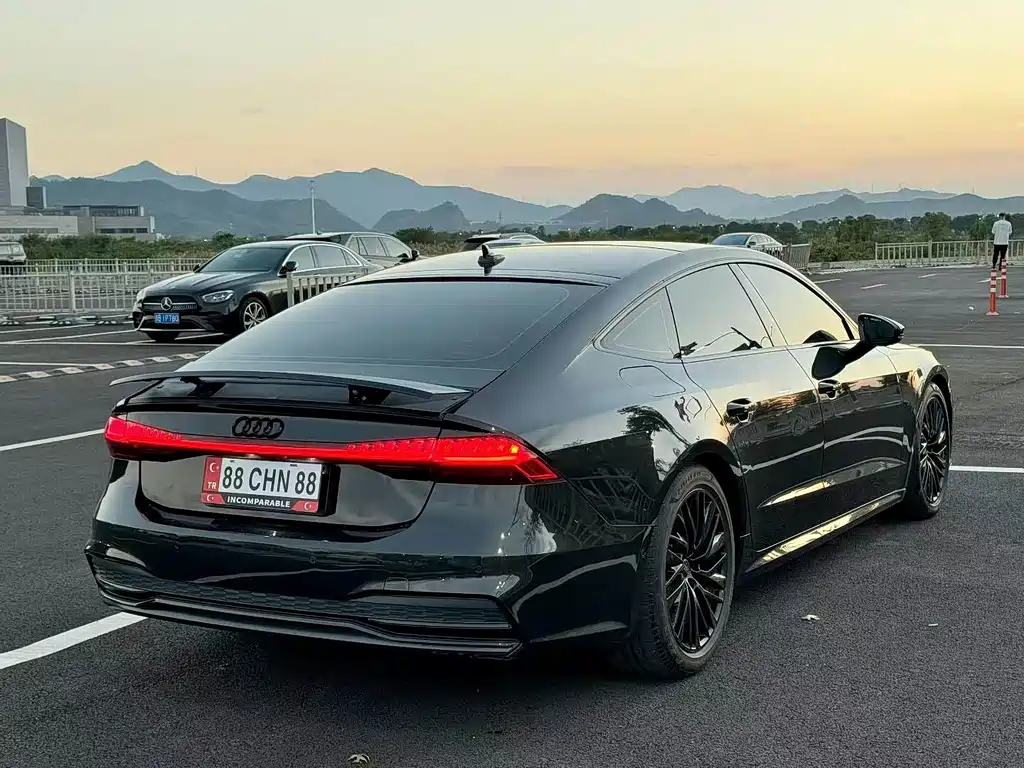 AUDI A7