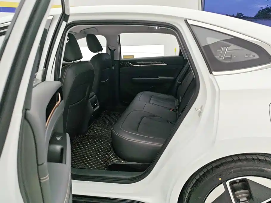 Wuling Xingguang — миниатюра 11