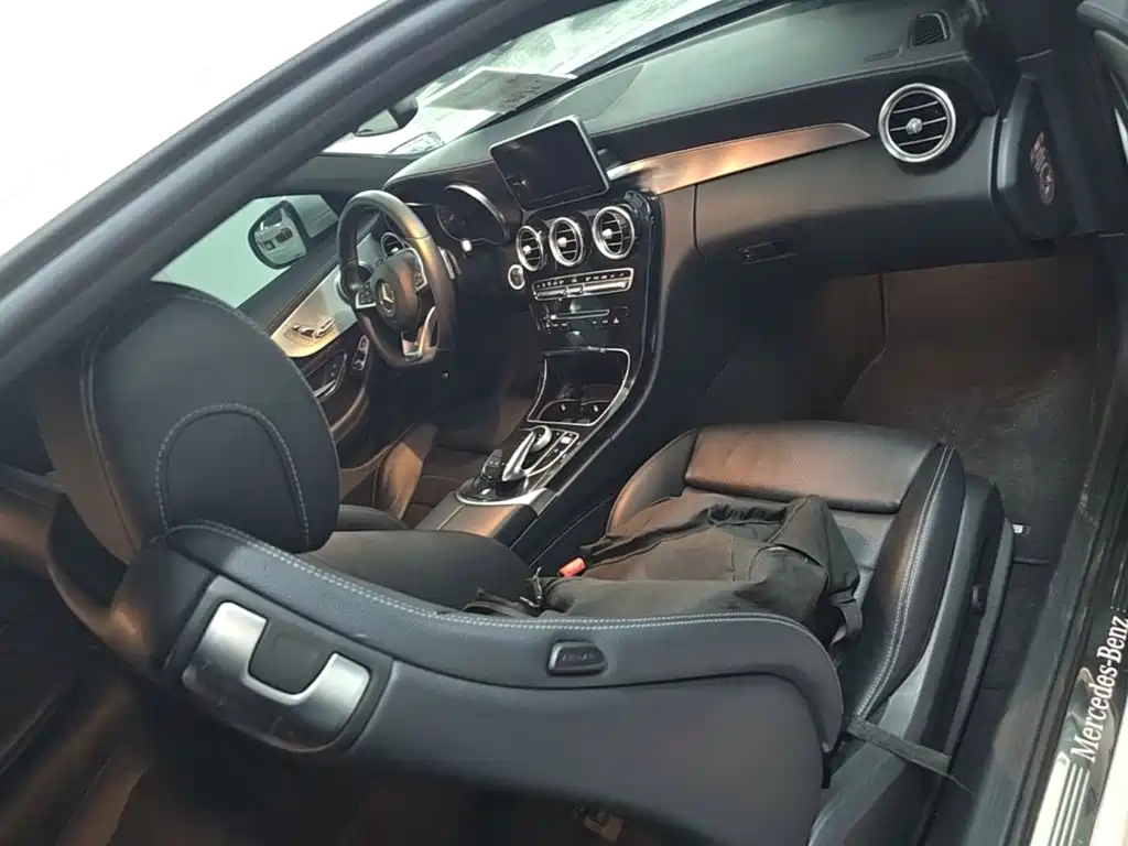 Mercedes-Benz C-Class (Import) — миниатюра 25