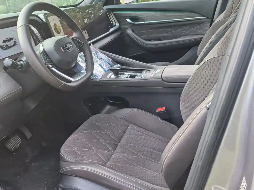 Geely Xingyue L — миниатюра 4