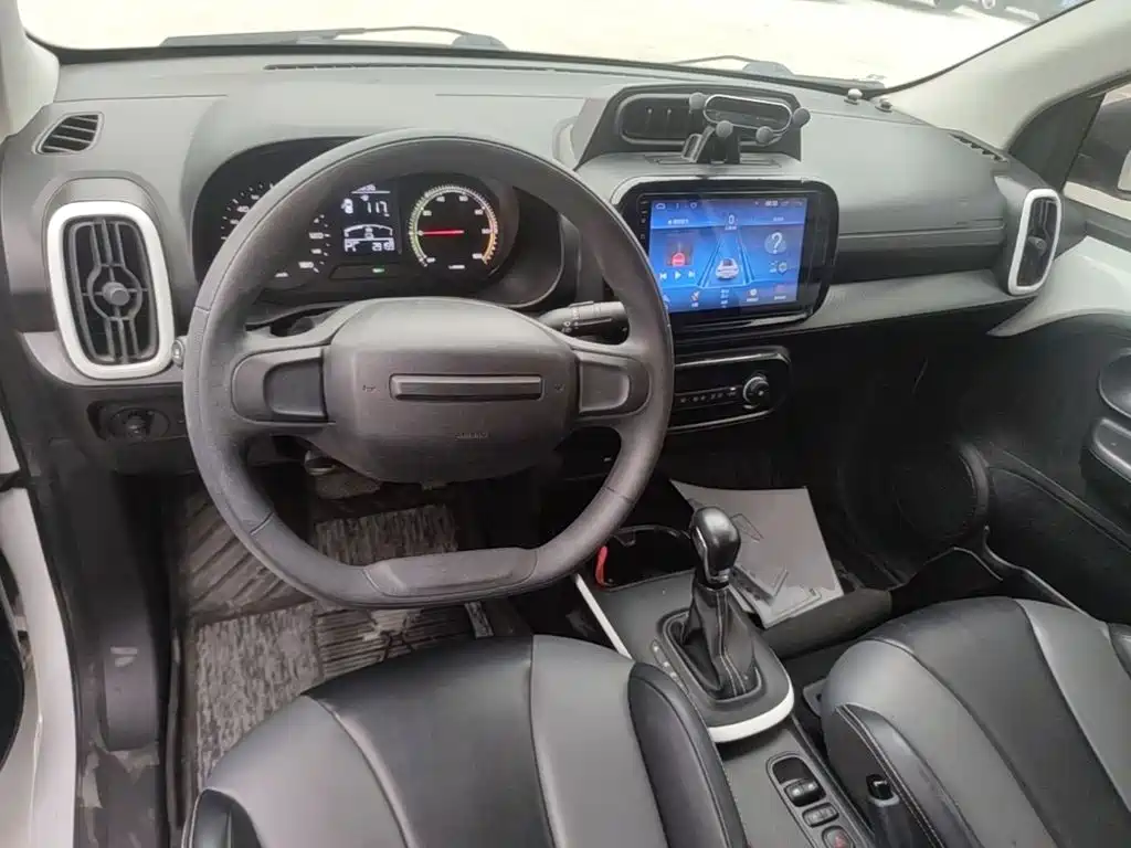 Roewe Clever — миниатюра 10